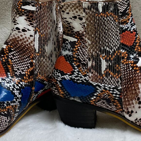 Chase & Chole Lolo Women's Wester Ankle Boots, 2" heel, Snakeskin Design Size 11 - Picture 6 of 11